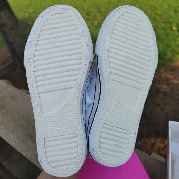 Tommy Bahama Hi-Top Sneakers, White 12T - Picture 9 of 15